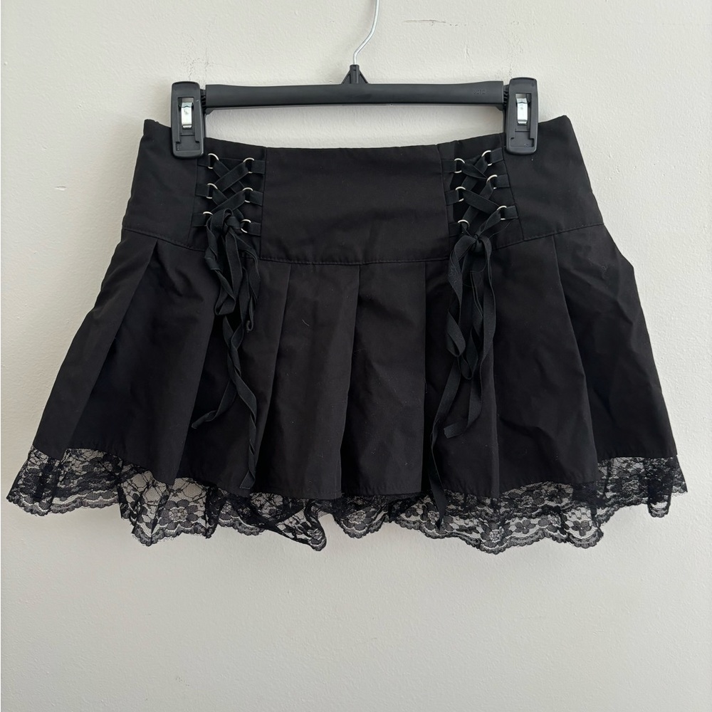 Black mini skirt